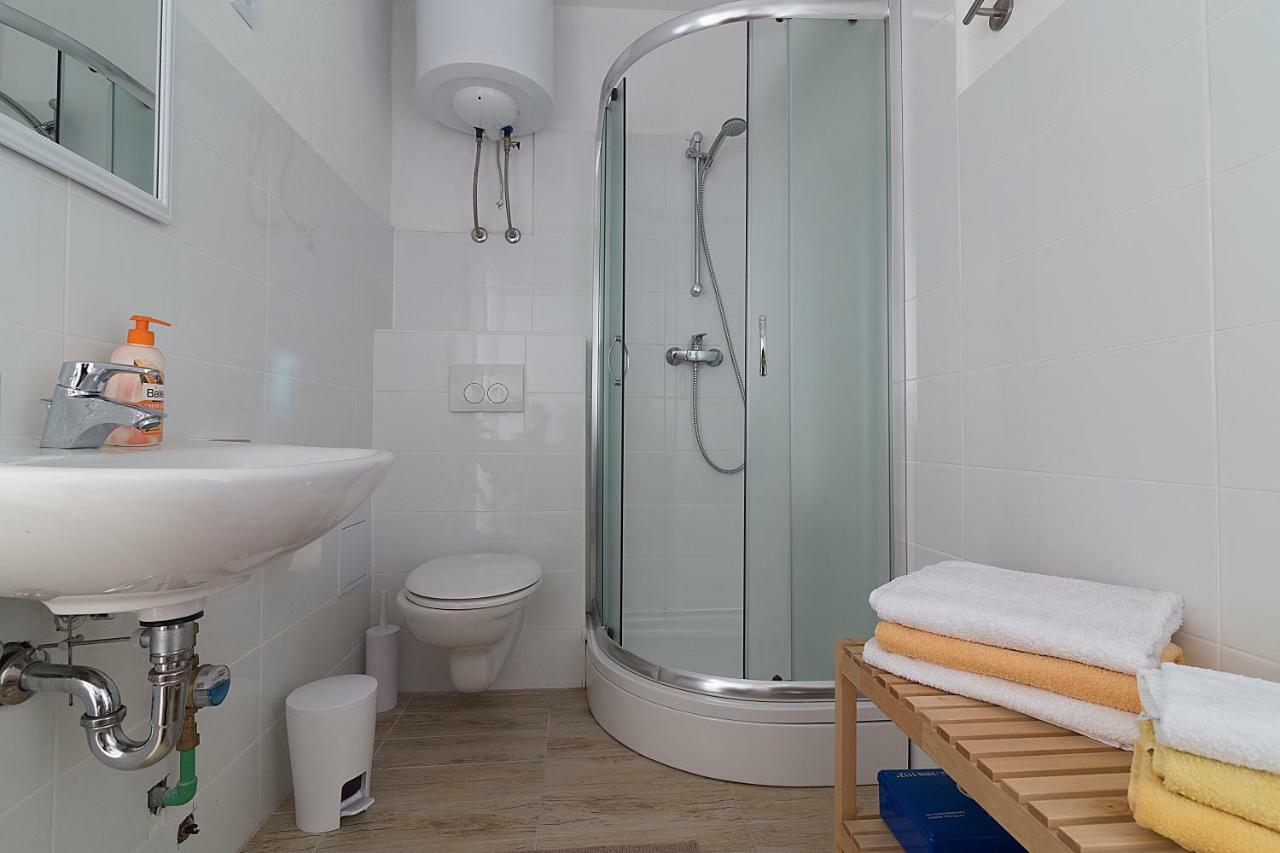 Apartments & Rooms Josephine سينج المظهر الخارجي الصورة